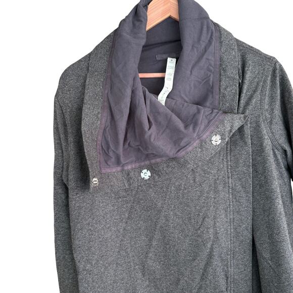 LULULEMON Savasana Wrap Jacket 10 Gray Lounge Yoga Athleisure - Picture 8 of 8